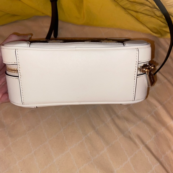 ❌SOLD❌Kate Spade Traveler Trunk Crossbody - Picture 2 of 11